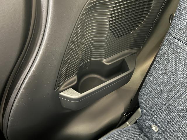 ムーヴキャンバスセオリーＧ　ＣＤデッキ　パノラマモニター対応カメラ保証　新車保証・まごころ保証　１年間・走行距離無制限付き　ＣＤデッキ　パノラマモニター対応カメラ　スマートアシスト　アイドリングストップ　クリアランスソナー　シートヒーター　ＬＥＤヘッドライト（東京都）の中古車