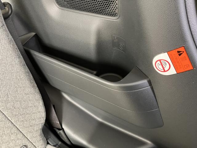 タントＸ　フロントシートヒーター　バックカメラ保証　新車保証・まごころ保証　１年間・走行距離無制限付き　純正ＣＤチューナー　バックカメラ　カーペットマット　ＬＥＤヘッドライト　片側電動スライドドア　電動パーキングブレーキ　後席シートテーブル（東京都）の中古車