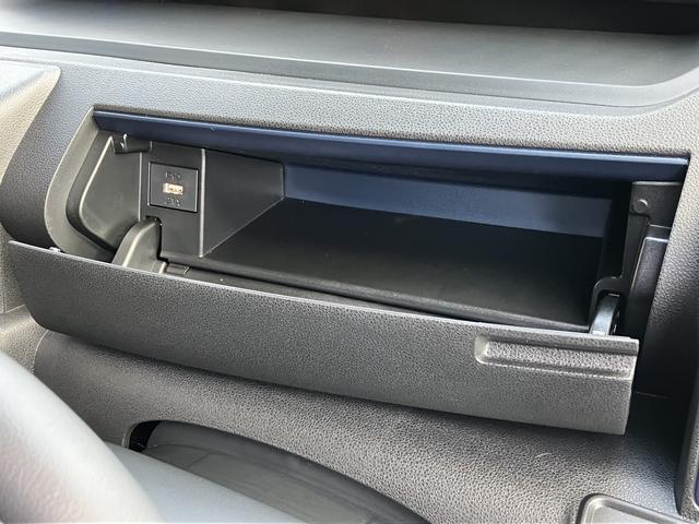 タントカスタムＲＳ　ＣＤデッキ保証　新車保証・まごころ保証　１年間・走行距離無制限付き　ＣＤデッキ　オートライト　スマートアシスト　キーフリーシステム　オートエアコン　シートヒーター　ＬＥＤヘッドライト　クリアランスソナー（東京都）の中古車