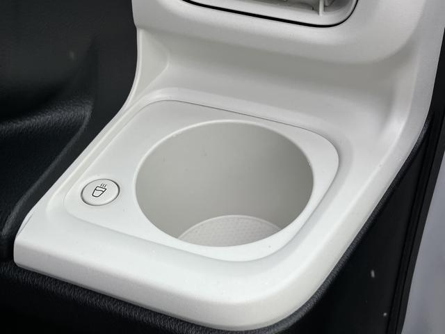 ムーヴキャンバスストライプスＧ　パノラマモニター　フロントシートヒーター保証　新車保証・まごころ保証　１年間・走行距離無制限付き　純正ＣＤチューナー　ＬＥＤヘッドライト　パノラマモニター　フロントシートヒーター　電動パーキングブレーキ　両側電動スライドドア　キーフリー（東京都）の中古車