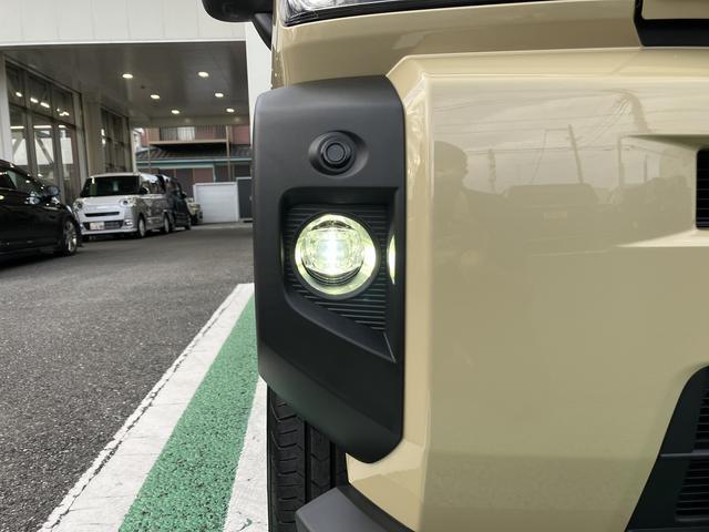 タフトＧターボ　ダーククロムベンチャー　フロントシートヒーター保証　新車保証・まごころ保証　１年間・走行距離無制限付き　純正ＣＤチューナー　フロントシートヒーター　ＬＥＤヘッドライト　パノラマカメラ　ホールド機能付き電動サイドブレーキ　カーペットマット（東京都）の中古車