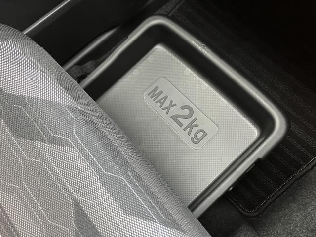 タフトＧターボ　ダーククロムベンチャー　フロントシートヒーター保証　新車保証・まごころ保証　１年間・走行距離無制限付き　純正ＣＤチューナー　フロントシートヒーター　ＬＥＤヘッドライト　パノラマカメラ　ホールド機能付き電動サイドブレーキ　カーペットマット（東京都）の中古車
