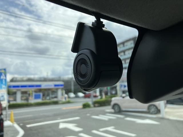 タントＸ　カーナビ　ドライブレコーダー　ＥＴＣ中古車保証・距離無制限、１年付き　純正７インチエントリーナビ　ナビ連動前後録画ドライブレコーダー　ＥＴＣ車載器　フロントシートヒーター　ホールド機能付き電動サイドブレーキ　両側電動スライドドア（東京都）の中古車