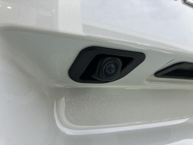 ムーヴキャンバスストライプスＧ　電動サイドブレーキ　フロントシートヒーター保証　新車保証・まごころ保証　１年間・走行距離無制限付き　純正ＣＤチューナー　フロントシートヒーター　両側電動スライドドア　ホールド機能付き電動サイドブレーキ　ＬＥＤヘッドライト　キーフリー（東京都）の中古車
