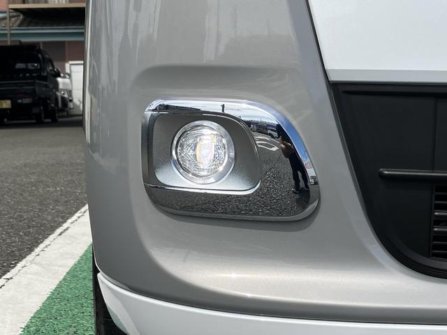 ムーヴキャンバスストライプスＧ　電動サイドブレーキ　フロントシートヒーター保証　新車保証・まごころ保証　１年間・走行距離無制限付き　純正ＣＤチューナー　フロントシートヒーター　両側電動スライドドア　ホールド機能付き電動サイドブレーキ　ＬＥＤヘッドライト　キーフリー（東京都）の中古車