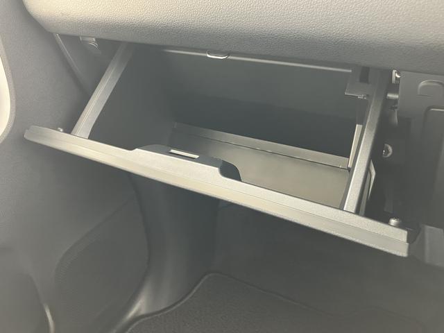 ムーヴキャンバスストライプスＧ　電動サイドブレーキ　フロントシートヒーター保証　新車保証・まごころ保証　１年間・走行距離無制限付き　純正ＣＤチューナー　フロントシートヒーター　両側電動スライドドア　ホールド機能付き電動サイドブレーキ　ＬＥＤヘッドライト　キーフリー（東京都）の中古車