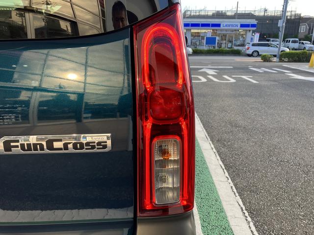タントファンクロスターボ　カーナビ　ＥＴＣ　ドライブレコーダー保証　新車保証・まごころ保証　１年間・走行距離無制限付き　純正７インチエントリーナビ　ＥＴＣ車載器　ナビ連動前後録画ドライブレコーダー　バックモニター　両側電動スライドドア　フロントシートヒーター（東京都）の中古車