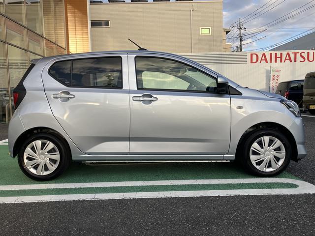 ミライースX SAIII LEDヘッドライト キーレス保証 新車保証・まごころ保証 1年間・走行距離無制限付き 純正CDチューナー バックカメラ LEDヘッドライト オートライト マニュアルエアコン スモークガラス スマートアシスト3 カーペットマット(東京都)の中古車