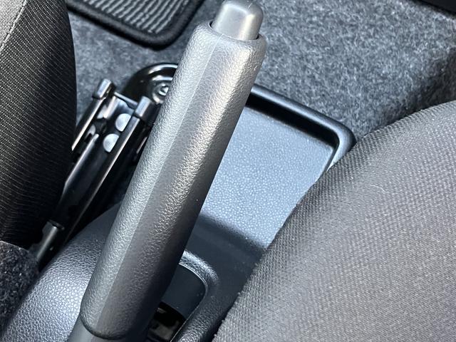 ミライースX SAIII LEDヘッドライト キーレス保証 新車保証・まごころ保証 1年間・走行距離無制限付き 純正CDチューナー バックカメラ LEDヘッドライト オートライト マニュアルエアコン スモークガラス スマートアシスト3 カーペットマット(東京都)の中古車