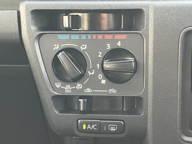 ハイゼットカーゴDX オーディオレス キーレス パワーウインドまごころ保証 距離無制限・1年保証付き オーディオレス スマートアシスト キーレスエントリー クリアランスソナー アイドリングストップ オートライト マニュアルエアコン リアベンチシート(東京都)の中古車