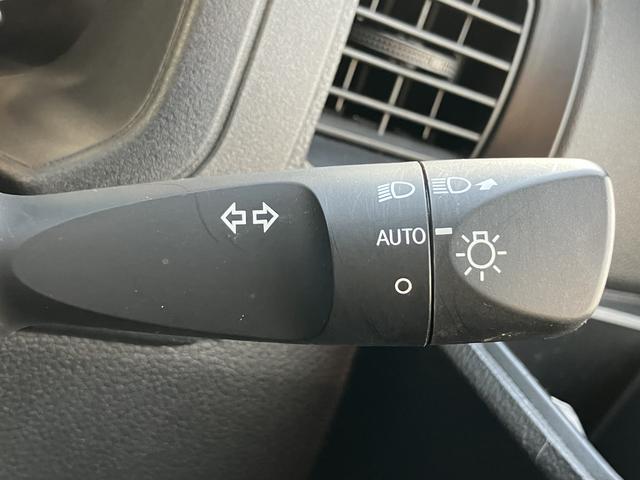 ハイゼットカーゴDX オーディオレス キーレス パワーウインドまごころ保証 距離無制限・1年保証付き オーディオレス スマートアシスト キーレスエントリー クリアランスソナー アイドリングストップ オートライト マニュアルエアコン リアベンチシート(東京都)の中古車