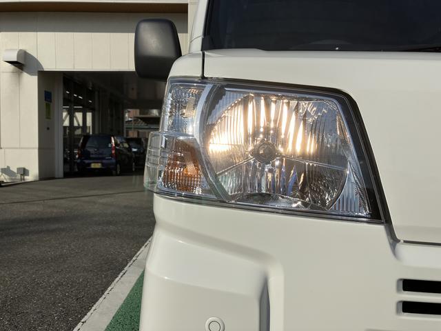 ハイゼットカーゴDX オーディオレス キーレス パワーウインドまごころ保証 距離無制限・1年保証付き オーディオレス スマートアシスト キーレスエントリー クリアランスソナー アイドリングストップ オートライト マニュアルエアコン リアベンチシート(東京都)の中古車