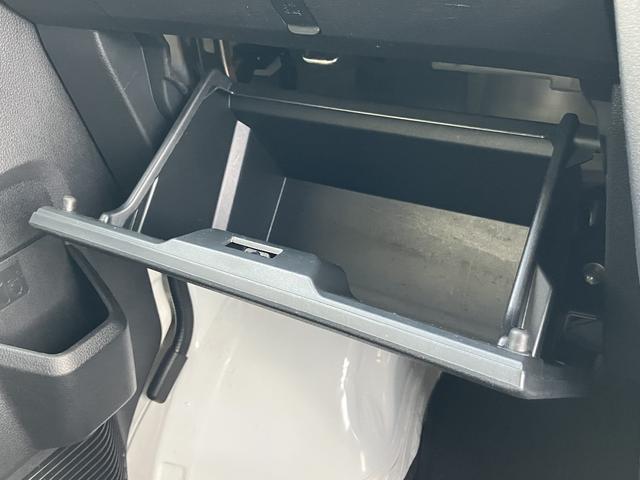 ハイゼットカーゴDX オーディオレス キーレス パワーウインドまごころ保証 距離無制限・1年保証付き オーディオレス スマートアシスト キーレスエントリー クリアランスソナー アイドリングストップ オートライト マニュアルエアコン リアベンチシート(東京都)の中古車