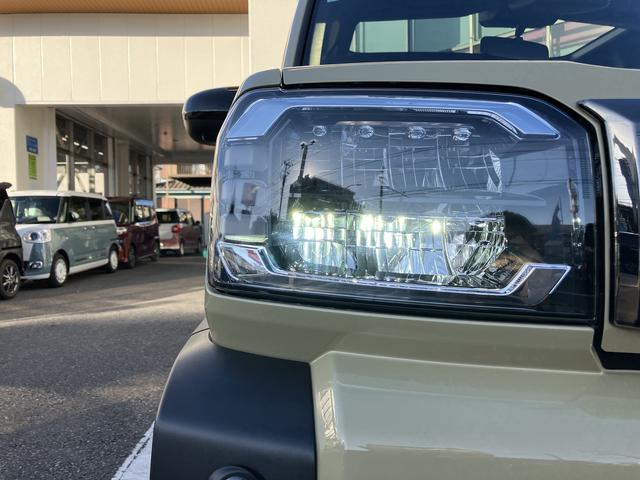 タフトＧ　ダーククロムベンチャー　フロントシートヒーター中古車保証・距離無制限、１年付き　オートライト　ＬＥＤヘッドライト　ＬＥＤフォグランプ　キーフリー　ホールド機能付き電動パーキングブレーキ　オートホールド　フロントシートヒーター　カーペットマット（東京都）の中古車