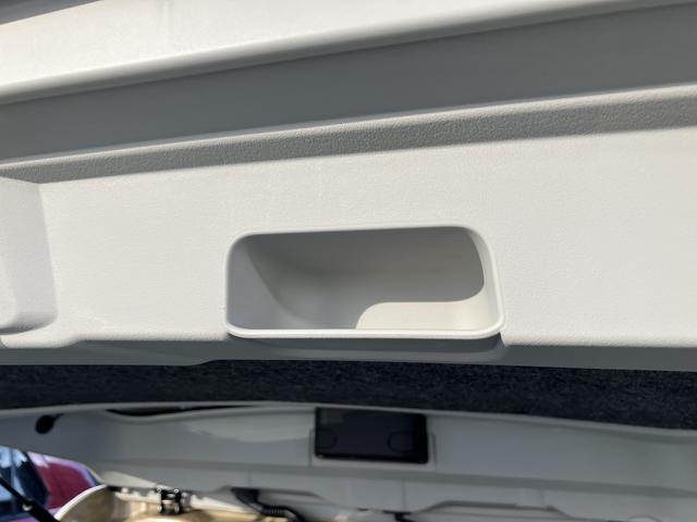 タフトＧ　ダーククロムベンチャー　フロントシートヒーター中古車保証・距離無制限、１年付き　オートライト　ＬＥＤヘッドライト　ＬＥＤフォグランプ　キーフリー　ホールド機能付き電動パーキングブレーキ　オートホールド　フロントシートヒーター　カーペットマット（東京都）の中古車