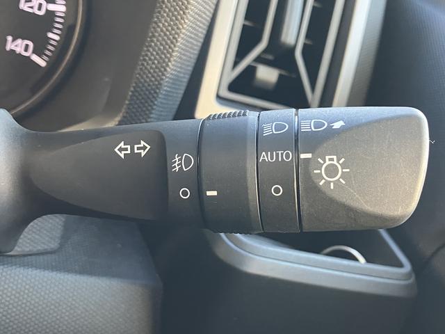 タフトＧ　ダーククロムベンチャー　フロントシートヒーター中古車保証・距離無制限、１年付き　オートライト　ＬＥＤヘッドライト　ＬＥＤフォグランプ　キーフリー　ホールド機能付き電動パーキングブレーキ　オートホールド　フロントシートヒーター　カーペットマット（東京都）の中古車