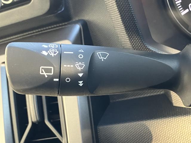 タフトＧ　ダーククロムベンチャー　フロントシートヒーター中古車保証・距離無制限、１年付き　オートライト　ＬＥＤヘッドライト　ＬＥＤフォグランプ　キーフリー　ホールド機能付き電動パーキングブレーキ　オートホールド　フロントシートヒーター　カーペットマット（東京都）の中古車