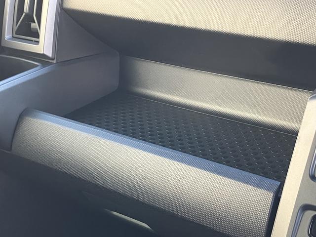 タフトＧ　ダーククロムベンチャー　フロントシートヒーター中古車保証・距離無制限、１年付き　オートライト　ＬＥＤヘッドライト　ＬＥＤフォグランプ　キーフリー　ホールド機能付き電動パーキングブレーキ　オートホールド　フロントシートヒーター　カーペットマット（東京都）の中古車