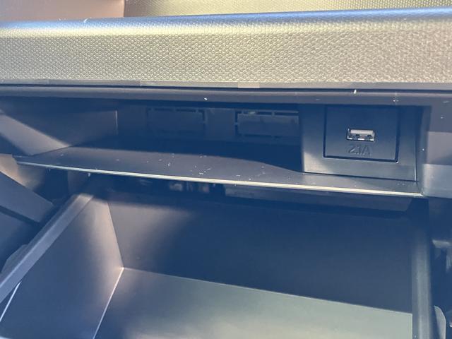 タフトＧ　ダーククロムベンチャー　フロントシートヒーター中古車保証・距離無制限、１年付き　オートライト　ＬＥＤヘッドライト　ＬＥＤフォグランプ　キーフリー　ホールド機能付き電動パーキングブレーキ　オートホールド　フロントシートヒーター　カーペットマット（東京都）の中古車