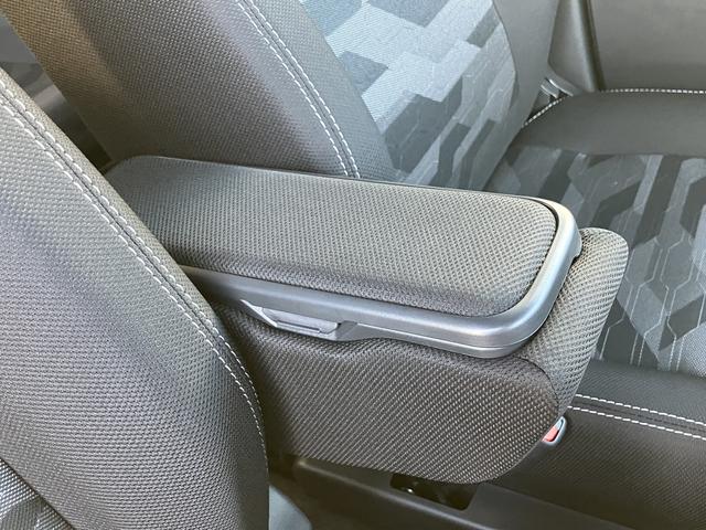 タフトＧ　ダーククロムベンチャー　フロントシートヒーター中古車保証・距離無制限、１年付き　オートライト　ＬＥＤヘッドライト　ＬＥＤフォグランプ　キーフリー　ホールド機能付き電動パーキングブレーキ　オートホールド　フロントシートヒーター　カーペットマット（東京都）の中古車