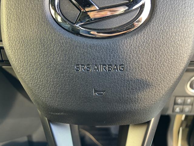 タフトＧ　ダーククロムベンチャー　フロントシートヒーター中古車保証・距離無制限、１年付き　オートライト　ＬＥＤヘッドライト　ＬＥＤフォグランプ　キーフリー　ホールド機能付き電動パーキングブレーキ　オートホールド　フロントシートヒーター　カーペットマット（東京都）の中古車