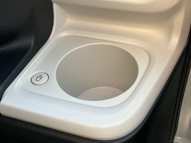 ムーヴキャンバスストライプスG フロントシートヒーター 電動サイドブレーキ中古車保証・距離無制限、1年付き オートライト LEDヘッドライト LEDフォグランプ キーフリー 両側電動スライドドア フロントシートヒーター ホールド機能付き電動サイドブレーキ カーペットマット(東京都)の中古車