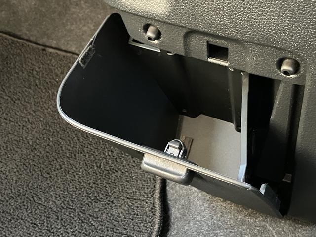 ムーヴキャンバスストライプスG フロントシートヒーター 電動サイドブレーキ中古車保証・距離無制限、1年付き オートライト LEDヘッドライト LEDフォグランプ キーフリー 両側電動スライドドア フロントシートヒーター ホールド機能付き電動サイドブレーキ カーペットマット(東京都)の中古車