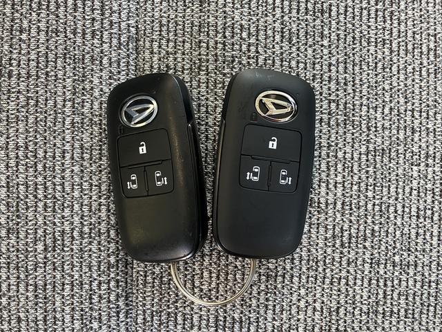 ムーヴキャンバスストライプスG フロントシートヒーター 電動サイドブレーキ中古車保証・距離無制限、1年付き オートライト LEDヘッドライト LEDフォグランプ キーフリー 両側電動スライドドア フロントシートヒーター ホールド機能付き電動サイドブレーキ カーペットマット(東京都)の中古車