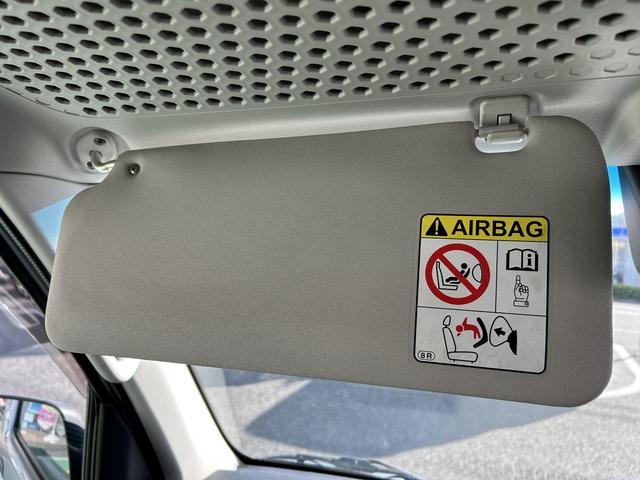 ハイゼットカーゴデラックス SAIII LEDヘッドライト キーレス保証 まごころ保証 1年間・走行距離無制限付き 純正AM/FMラジオ ラバーマット ロングバイザー LEDヘッドライト リアコーナーセンサー マニュアルエアコン パワーウィンドウ(東京都)の中古車