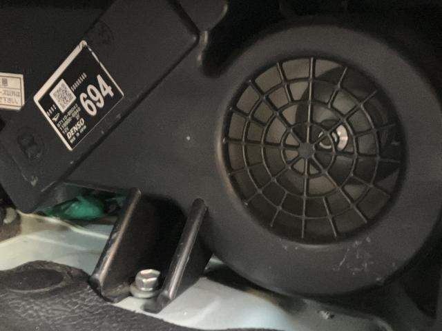 ハイゼットカーゴデラックス　カーナビ　ＥＴＣ　ドライブレコーダー保証　新車保証・まごころ保証　１年間・走行距離無制限付き　純正７インチスタンダードナビ　ＥＴＣ車載器　ナビ連動前後録画ドライブレコーダー　省力パック　ＬＥＤパック　キーフリー　電動格納ミラー（東京都）の中古車