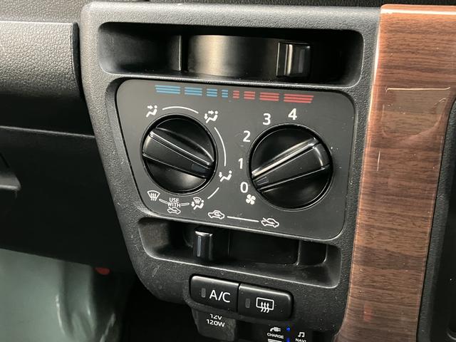 ハイゼットカーゴデラックス　カーナビ　ＥＴＣ　ドライブレコーダー保証　新車保証・まごころ保証　１年間・走行距離無制限付き　純正７インチスタンダードナビ　ＥＴＣ車載器　ナビ連動前後録画ドライブレコーダー　省力パック　ＬＥＤパック　キーフリー　電動格納ミラー（東京都）の中古車