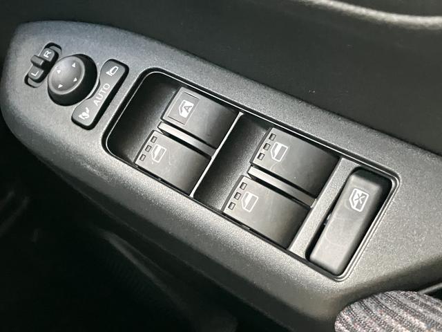 ムーヴＲＳ　９インチディスプレイオーディオ　両側電動スライドドア保証　新車保証・まごころ保証　１年間・走行距離無制限付き　純正９インチディスプレイオーディオ　パノラマモニター　ディスプレイオーディオ連動前後録画ドライブレコーダー　ホールド機能付き電動サイドブレーキ（東京都）の中古車