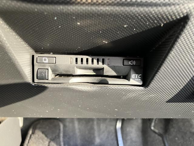 ロッキープレミアム　カーナビ　ＥＴＣ　ドライブレコーダー保証　新車保証・まごころ保証　１年間・走行距離無制限付き　純正９インチプレミアムメモリーナビ　ＥＴＣ車載器　ナビ連動前後録画ドライブレコーダー　パノラマモニター　フロントシートヒーター　ターボ（東京都）の中古車