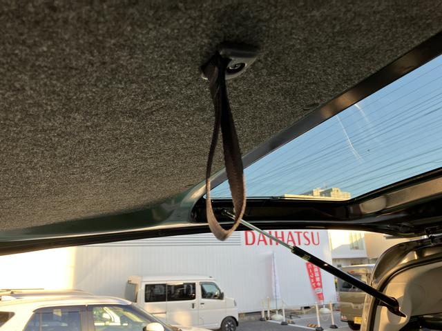 ハイゼットカーゴクルーズターボＳＡIII　７インチナビ　バックカメラ　ＥＴＣ保証　新車保証・まごころ保証　１年間・走行距離無制限付き　７インチ純正ナビ　バックカメラ　ＥＴＣ車載器　ＬＥＤヘッドライト　オートライト　オートハイビーム　アイドリングストップ　キーレスエントリー（東京都）の中古車