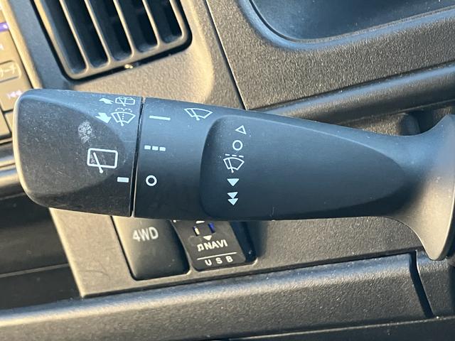 ハイゼットカーゴクルーズターボＳＡIII　７インチナビ　バックカメラ　ＥＴＣ保証　新車保証・まごころ保証　１年間・走行距離無制限付き　７インチ純正ナビ　バックカメラ　ＥＴＣ車載器　ＬＥＤヘッドライト　オートライト　オートハイビーム　アイドリングストップ　キーレスエントリー（東京都）の中古車