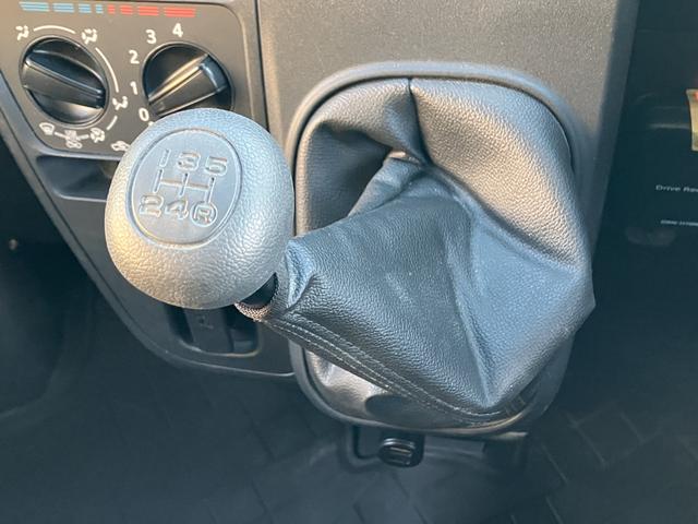 ハイゼットカーゴクルーズターボＳＡIII　７インチナビ　バックカメラ　ＥＴＣ保証　新車保証・まごころ保証　１年間・走行距離無制限付き　７インチ純正ナビ　バックカメラ　ＥＴＣ車載器　ＬＥＤヘッドライト　オートライト　オートハイビーム　アイドリングストップ　キーレスエントリー（東京都）の中古車