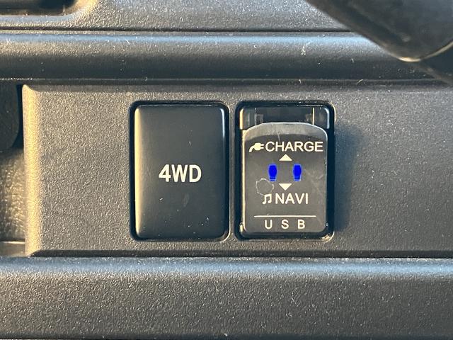 ハイゼットカーゴクルーズターボＳＡIII　７インチナビ　バックカメラ　ＥＴＣ保証　新車保証・まごころ保証　１年間・走行距離無制限付き　７インチ純正ナビ　バックカメラ　ＥＴＣ車載器　ＬＥＤヘッドライト　オートライト　オートハイビーム　アイドリングストップ　キーレスエントリー（東京都）の中古車