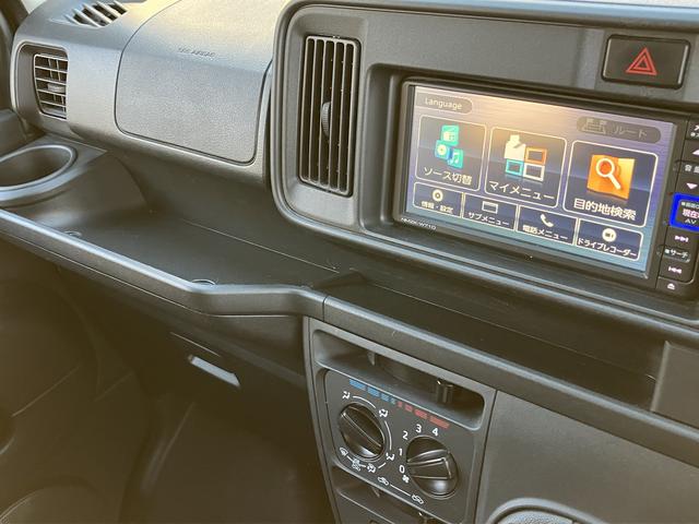 ハイゼットカーゴクルーズターボＳＡIII　７インチナビ　バックカメラ　ＥＴＣ保証　新車保証・まごころ保証　１年間・走行距離無制限付き　７インチ純正ナビ　バックカメラ　ＥＴＣ車載器　ＬＥＤヘッドライト　オートライト　オートハイビーム　アイドリングストップ　キーレスエントリー（東京都）の中古車