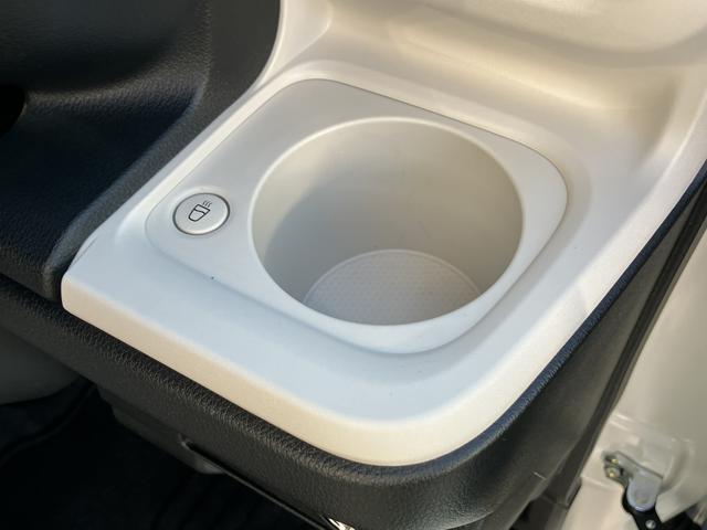 ムーヴキャンバスストライプスG フロントシートヒーター キーフリー保証 新車保証・まごころ保証 1年間・走行距離無制限付き 純正CDチューナー フロントシートヒーター 両側電動スライドドア ホールド機能付き電動サイドブレーキ ほっとカップホルダー カーペットマット(東京都)の中古車