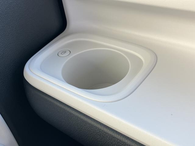 ムーヴキャンバスストライプスG フロントシートヒーター キーフリー保証 新車保証・まごころ保証 1年間・走行距離無制限付き 純正CDチューナー フロントシートヒーター 両側電動スライドドア ホールド機能付き電動サイドブレーキ ほっとカップホルダー カーペットマット(東京都)の中古車