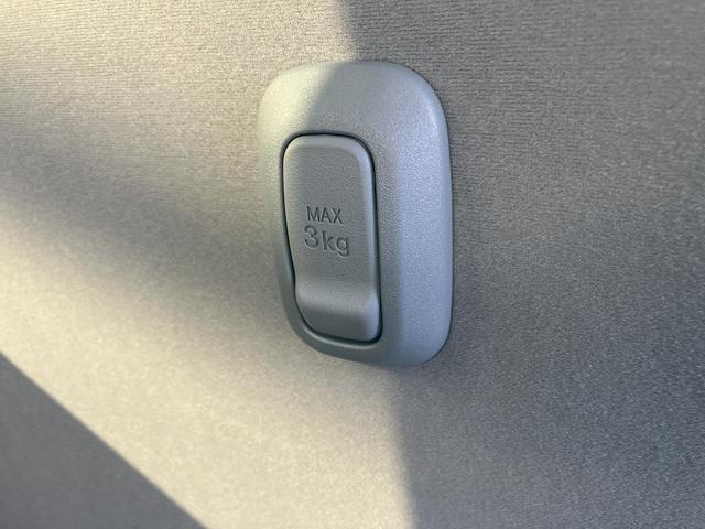 ムーヴキャンバスストライプスG フロントシートヒーター キーフリー保証 新車保証・まごころ保証 1年間・走行距離無制限付き 純正CDチューナー フロントシートヒーター 両側電動スライドドア ホールド機能付き電動サイドブレーキ ほっとカップホルダー カーペットマット(東京都)の中古車