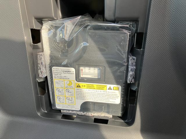 ロッキープレミアムＧ　ＨＥＶ　カーナビ　ＥＴＣ　ドラレコ保証　新車保証・まごころ保証　１年間・走行距離無制限付き　純正９インチプレミアムナビ　パノラマモニター　ナビ連動前後録画ドライブレコーダー　ＥＴＣ車載器　フロントシートヒーター　電動パーキングブレーキ（東京都）の中古車