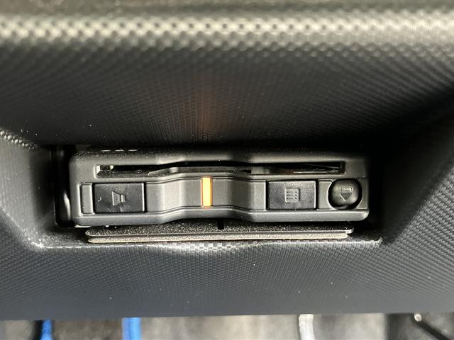 ロッキープレミアムＧ　ＨＥＶ　カーナビ　ＥＴＣ　ドラレコ保証　新車保証・まごころ保証　１年間・走行距離無制限付き　純正９インチプレミアムナビ　パノラマモニター　ナビ連動前後録画ドライブレコーダー　ＥＴＣ車載器　フロントシートヒーター　電動パーキングブレーキ（東京都）の中古車