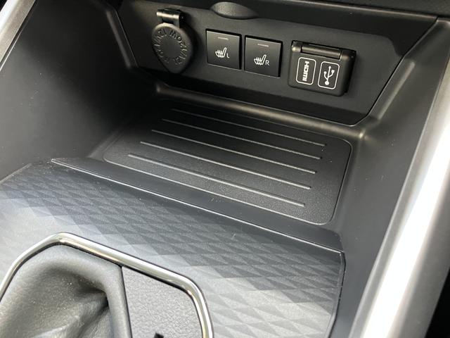 ロッキープレミアムＧ　ＨＥＶ　カーナビ　ＥＴＣ　ドラレコ保証　新車保証・まごころ保証　１年間・走行距離無制限付き　純正９インチプレミアムナビ　パノラマモニター　ナビ連動前後録画ドライブレコーダー　ＥＴＣ車載器　フロントシートヒーター　電動パーキングブレーキ（東京都）の中古車