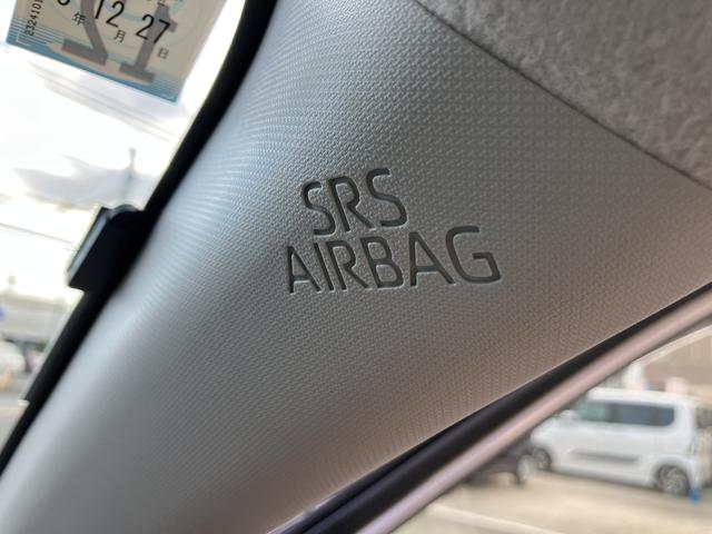 ロッキープレミアムＧ　ＨＥＶ　カーナビ　ＥＴＣ　ドラレコ保証　新車保証・まごころ保証　１年間・走行距離無制限付き　純正９インチプレミアムナビ　パノラマモニター　ナビ連動前後録画ドライブレコーダー　ＥＴＣ車載器　フロントシートヒーター　電動パーキングブレーキ（東京都）の中古車