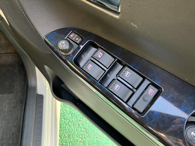 タントカスタムＲＳ　トップエディションＳＡIII　カーナビ　ＥＴＣ保証・まごころ保証　１年間・走行距離無制限付き　７インチナビ　バックカメラ　ＥＴＣ車載器　左右電動スライドドア　運転席シートヒーター　キーフリーシステム　社外アルミホイール＆スタッドレスタイヤ（東京都）の中古車