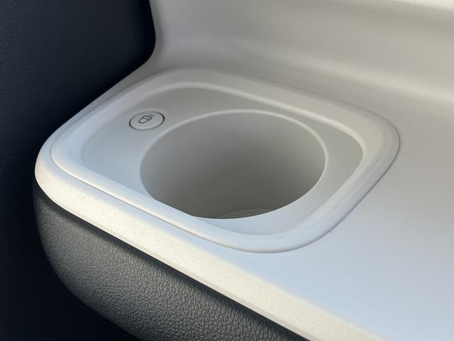 ムーヴキャンバスストライプスG フロントシートヒーター キーフリー保証 新車保証・まごころ保証 1年間・走行距離無制限付き 純正CDチューナー フロントシートヒーター 両側電動スライドドア LEDヘッドライト ホールド機能付き電動サイドブレーキ カーペットマット(東京都)の中古車