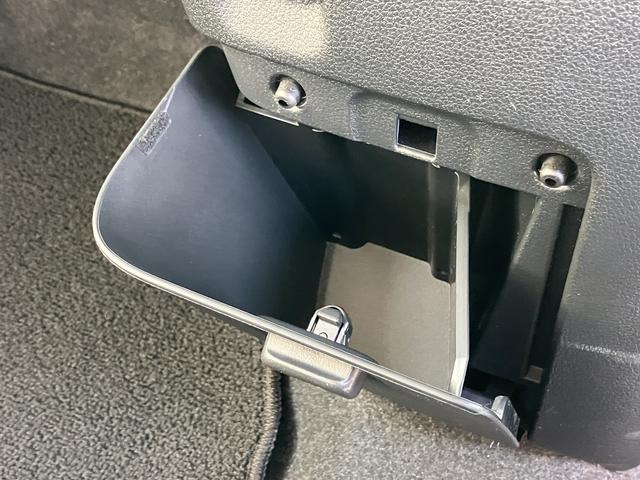 ムーヴキャンバスストライプスG フロントシートヒーター キーフリー保証 新車保証・まごころ保証 1年間・走行距離無制限付き 純正CDチューナー フロントシートヒーター 両側電動スライドドア LEDヘッドライト ホールド機能付き電動サイドブレーキ カーペットマット(東京都)の中古車