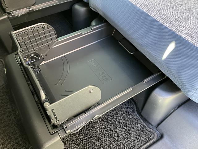 ムーヴキャンバスストライプスG フロントシートヒーター キーフリー保証 新車保証・まごころ保証 1年間・走行距離無制限付き 純正CDチューナー フロントシートヒーター 両側電動スライドドア LEDヘッドライト ホールド機能付き電動サイドブレーキ カーペットマット(東京都)の中古車