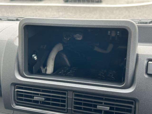 ハイゼットトラックジャンボエクストラ　届け出済み未使用車　キーフリー保証　新車保証・まごころ保証　１年間・走行距離無制限付き　スマートインナーミラー　エンジンプッシュスタート　電動格納ミラー　シートリクライニング　マニュアルエアコン　オーディオレス（東京都）の中古車